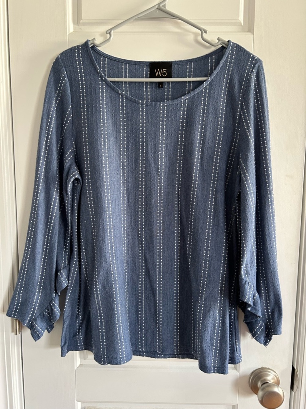 W5 by Anthropologie Blue White Dotted Stripe Ruffle Sleeve Blouse - Size L